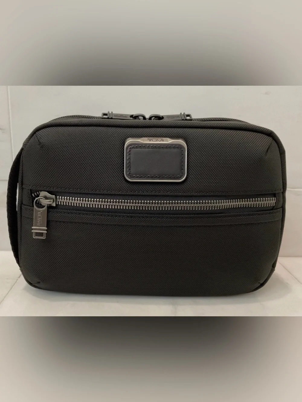 NEW Tumi ALPHA BRAVO 9.5” RESPONSE Travel Kit Dopp Toiletry Kit - BLACK